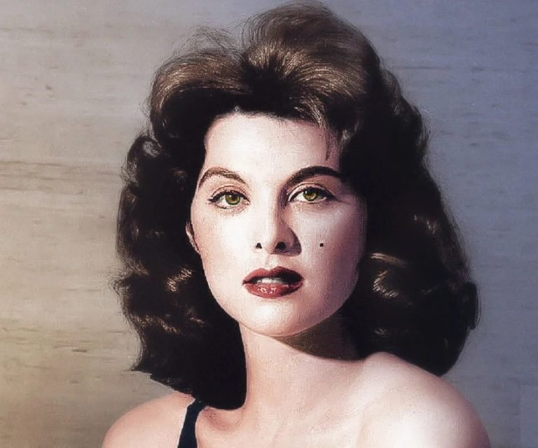 Tina Louise : Éclatante Beauté Fatale à Travers le Temps